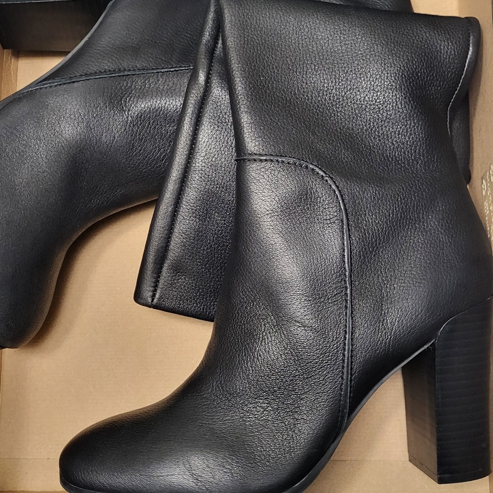 Kenneth Cole New YorkWomen's Justin Block-Heel Tall Knee High Boots - Picture 9 of 14